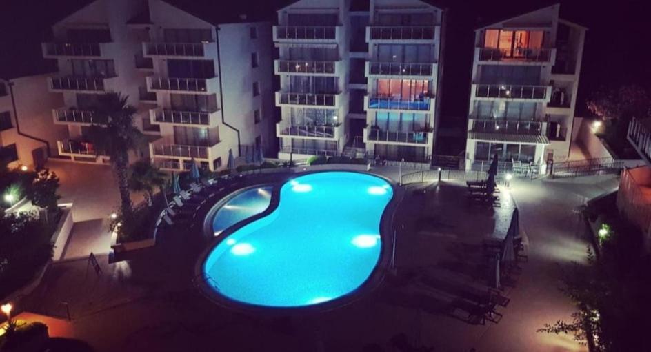 Blue Horizon Apartment Resort Budva Bagian luar foto