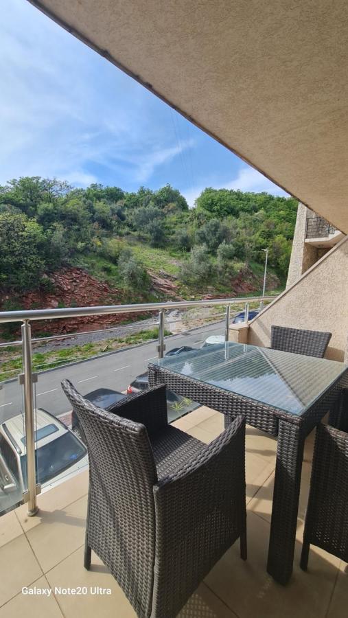 Blue Horizon Apartment Resort Budva Bagian luar foto