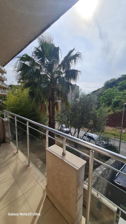 Blue Horizon Apartment Resort Budva Bagian luar foto